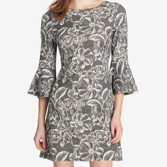 Tommy Hilfiger Women's shadown Knit Bell Sleeve - Picture 2 of 7